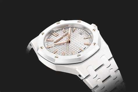 Audemars Piguet: il Primo Royal Oak 34mm in Ceramica Bianca!